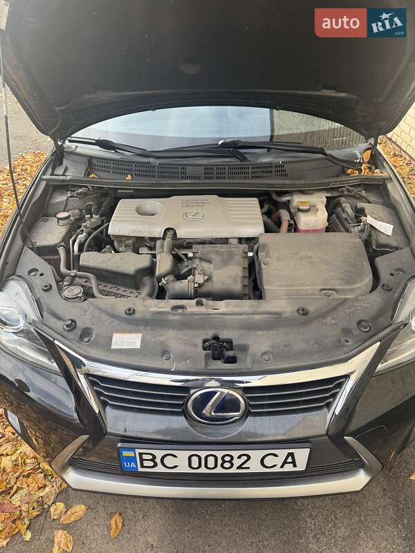Хэтчбек Lexus CT 2015 в Луцке