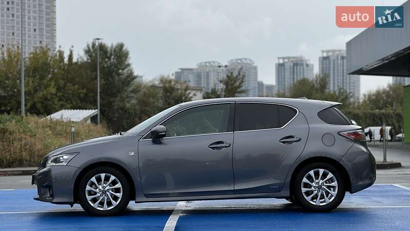 Хетчбек Lexus CT 2012 в Києві