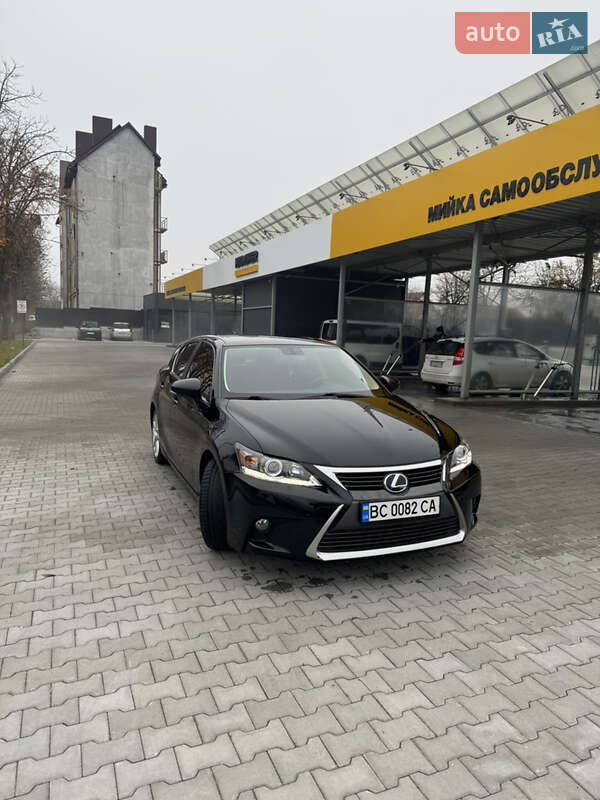 Хетчбек Lexus CT 2015 в Луцьку