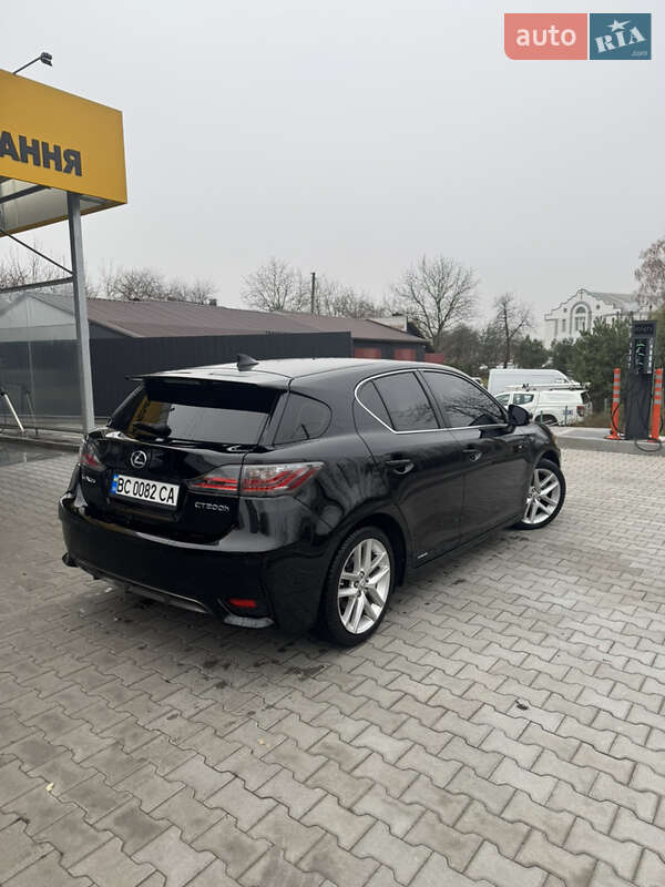 Хетчбек Lexus CT 2015 в Луцьку