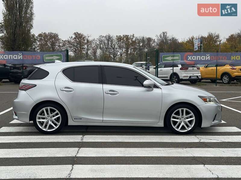 Хэтчбек Lexus CT 2016 в Одессе