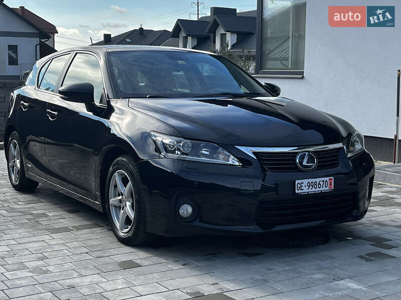 Хетчбек Lexus CT 2011 в Луцьку