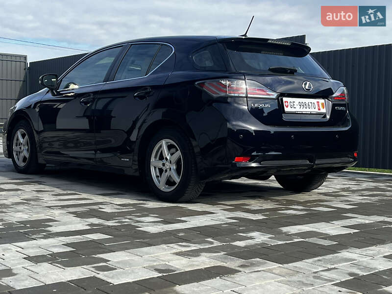 Хетчбек Lexus CT 2011 в Луцьку