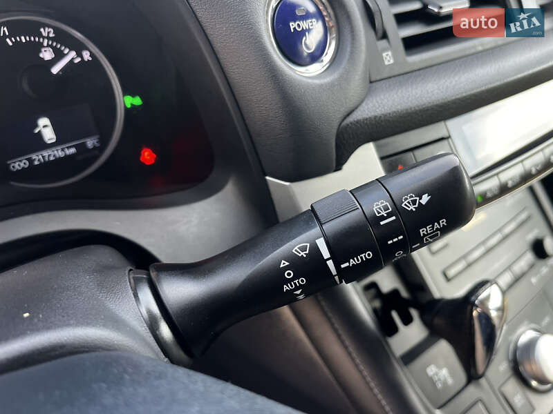 Хетчбек Lexus CT 2011 в Луцьку