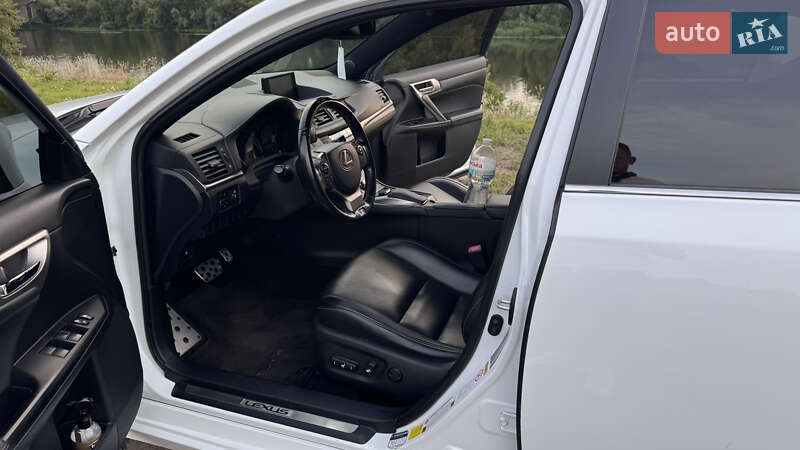 Хэтчбек Lexus CT 2014 в Киеве фото 9 Хэтчбек Lexus CT 2014 в Киеве