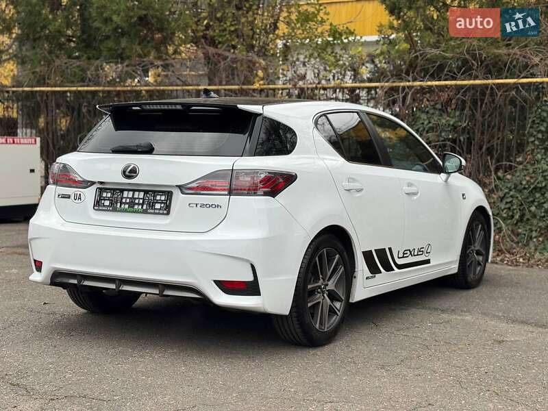 Хэтчбек Lexus CT 2016 в Одессе