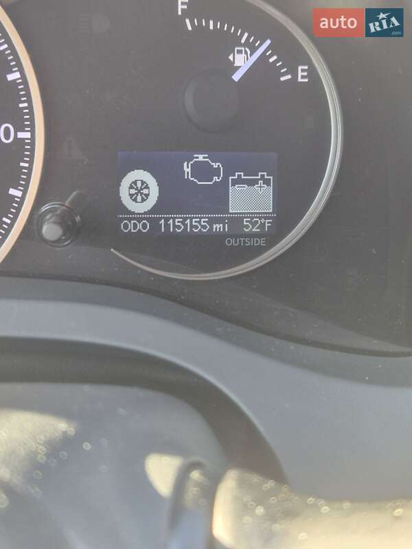 Хэтчбек Lexus CT 2015 в Киеве