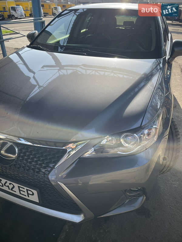 Хэтчбек Lexus CT 2013 в Николаеве