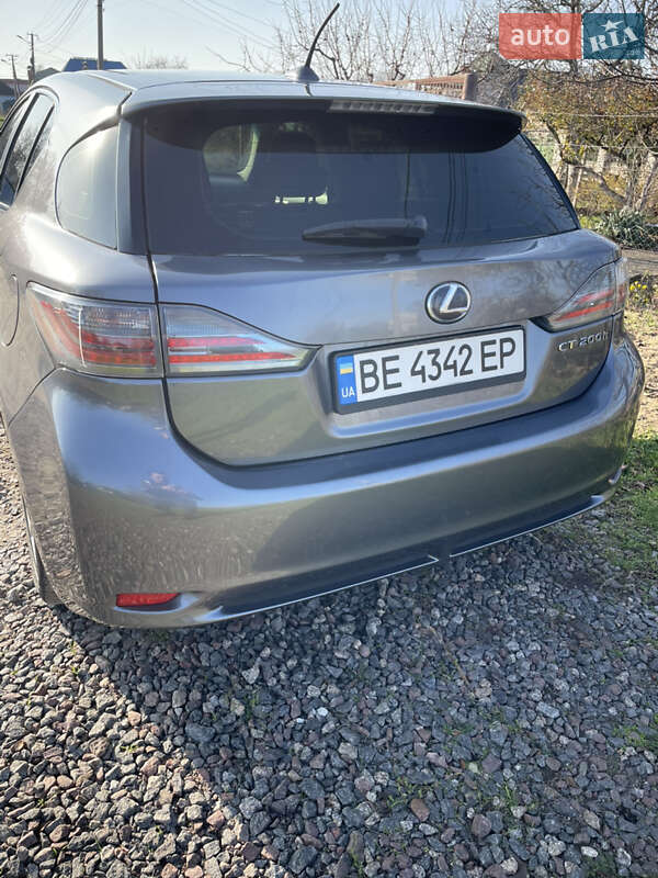 Хэтчбек Lexus CT 2013 в Николаеве