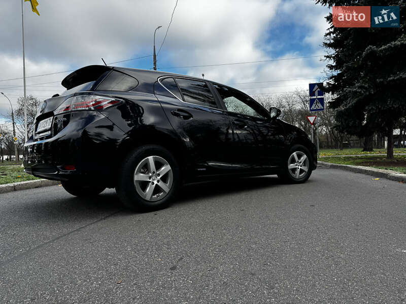 Хэтчбек Lexus CT 2011 в Николаеве