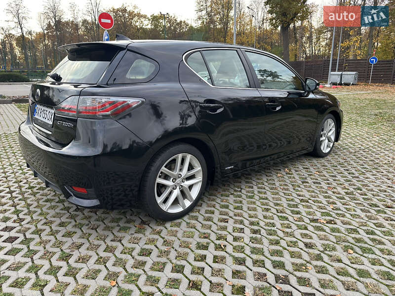 Хэтчбек Lexus CT 2014 в Харькове