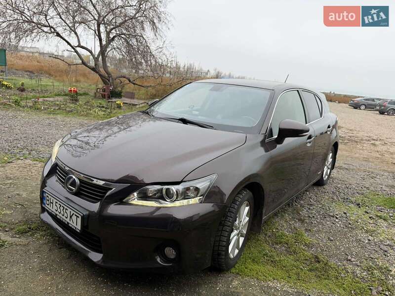 Хэтчбек Lexus CT 2011 в Одессе фото 3 Хэтчбек Lexus CT 2011 в Одессе