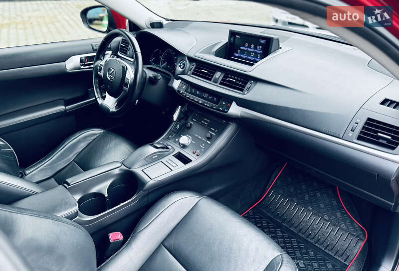 Хэтчбек Lexus CT 2012 в Одессе фото 40 Хэтчбек Lexus CT 2012 в Одессе