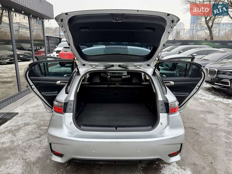 Хетчбек Lexus CT 2016 в Києві