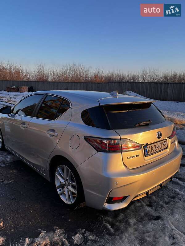 Хетчбек Lexus CT 2015 в Києві