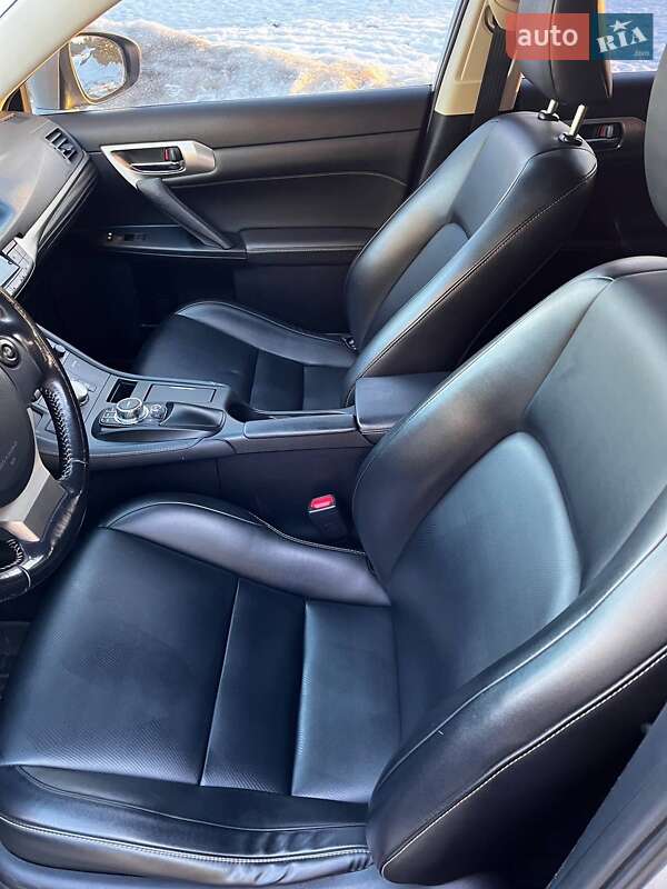 Хетчбек Lexus CT 2015 в Києві