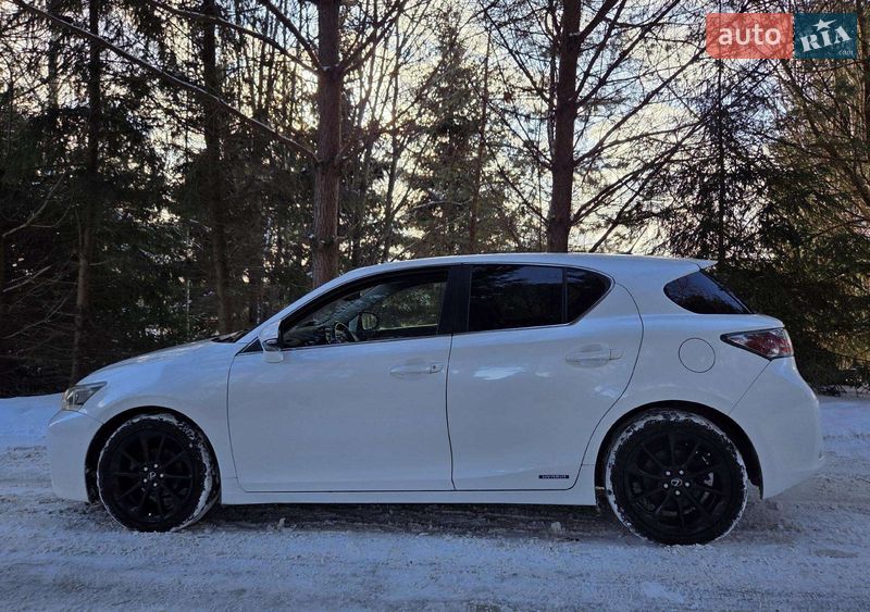 Хэтчбек Lexus CT 2012 в Ровно