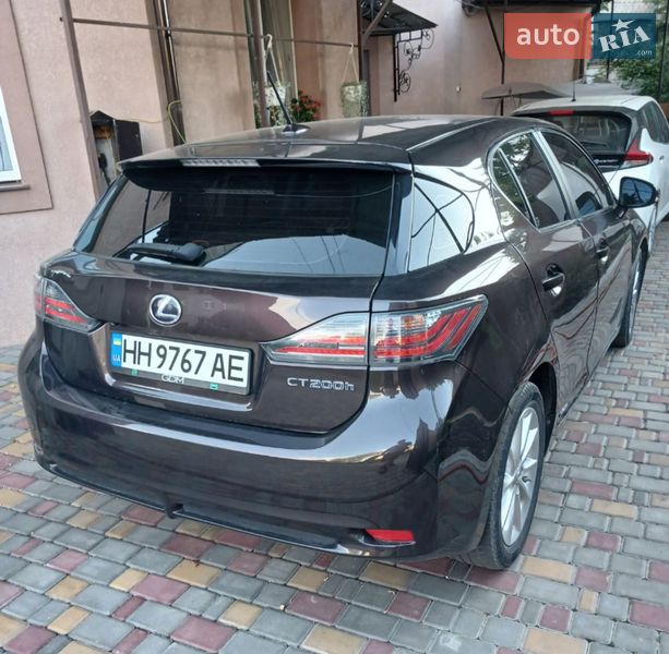 Хэтчбек Lexus CT 2013 в Одессе