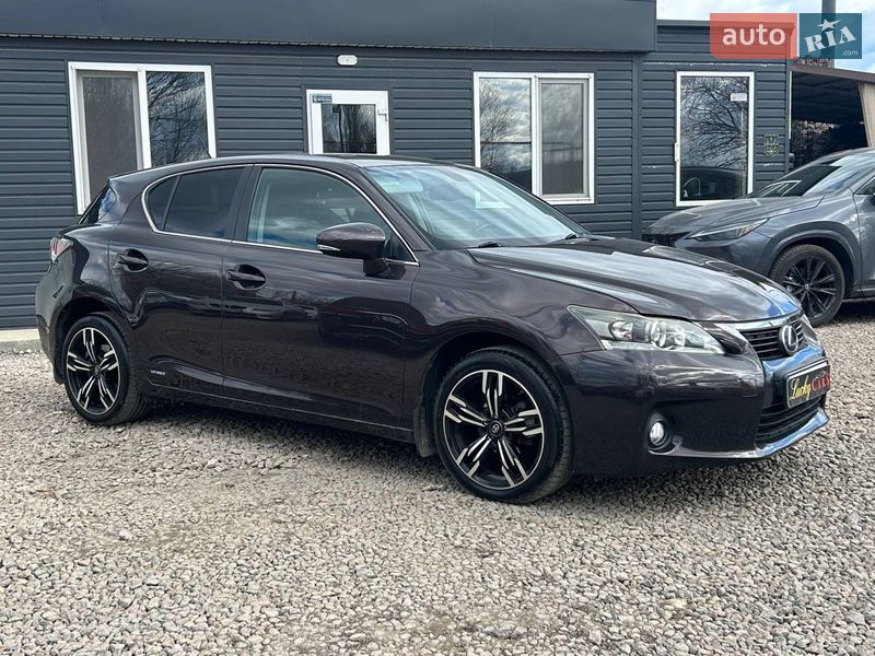 Хэтчбек Lexus CT 2011 в Одессе