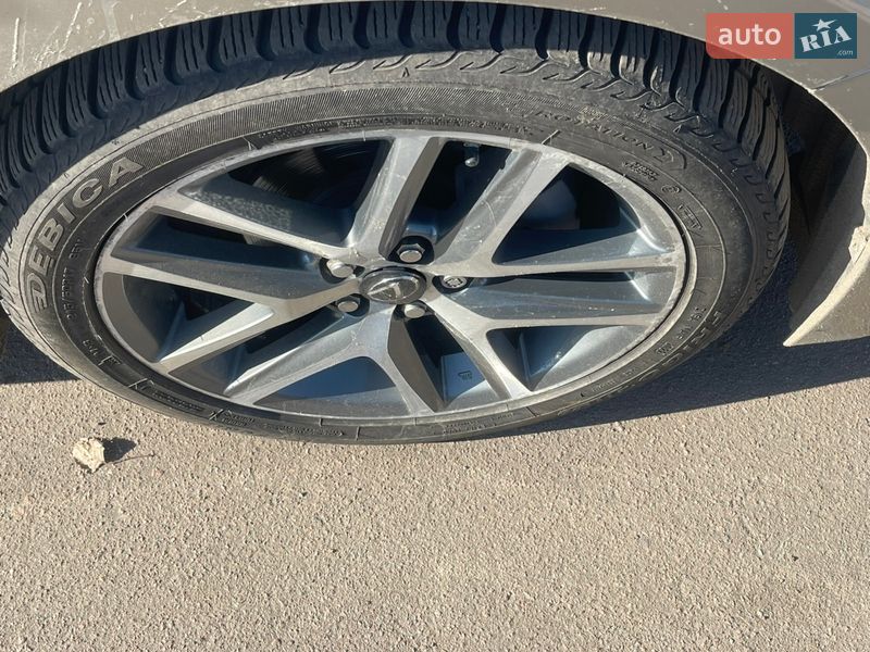 Хэтчбек Lexus CT 2017 в Киеве