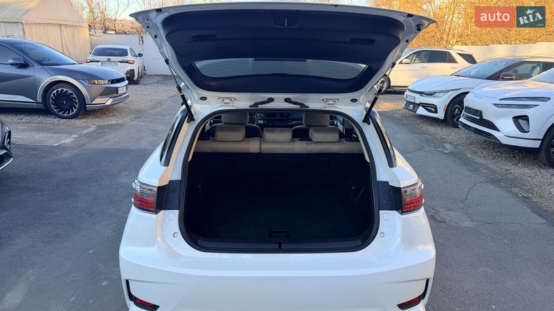 Хетчбек Lexus CT 2017 в Одесі