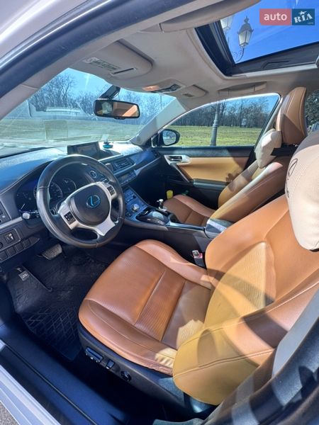 Хэтчбек Lexus CT 2011 в Одессе