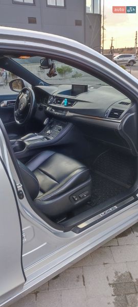Хетчбек Lexus CT 2015 в Львові фото 7 Хетчбек Lexus CT 2015 в Львові