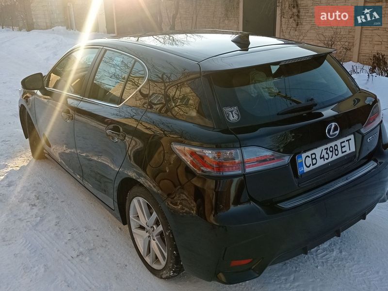 Хэтчбек Lexus CT 2013 в Чернигове