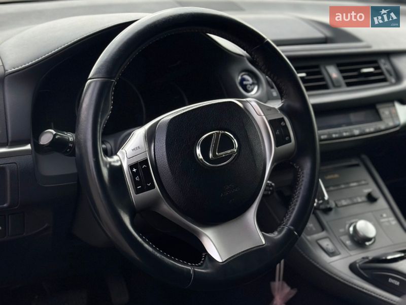 Хэтчбек Lexus CT 2011 в Киеве фото 7 Хэтчбек Lexus CT 2011 в Киеве