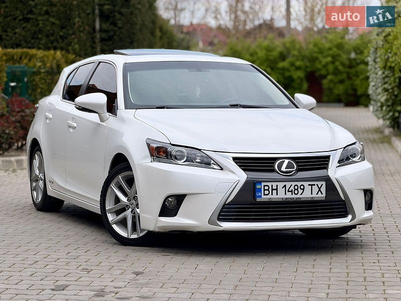 Lexus CT 2015