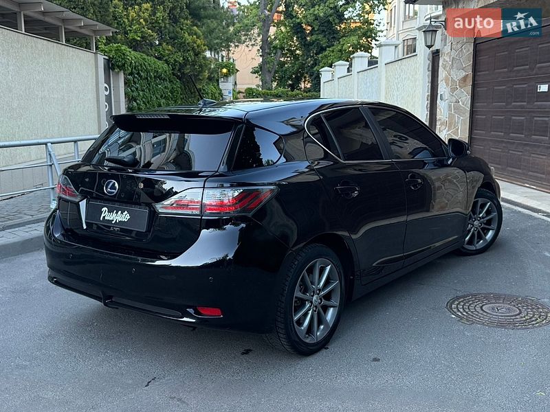Хэтчбек Lexus CT 2011 в Одессе