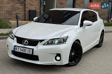 Хэтчбек Lexus CT 2011 в Ивано-Франковске