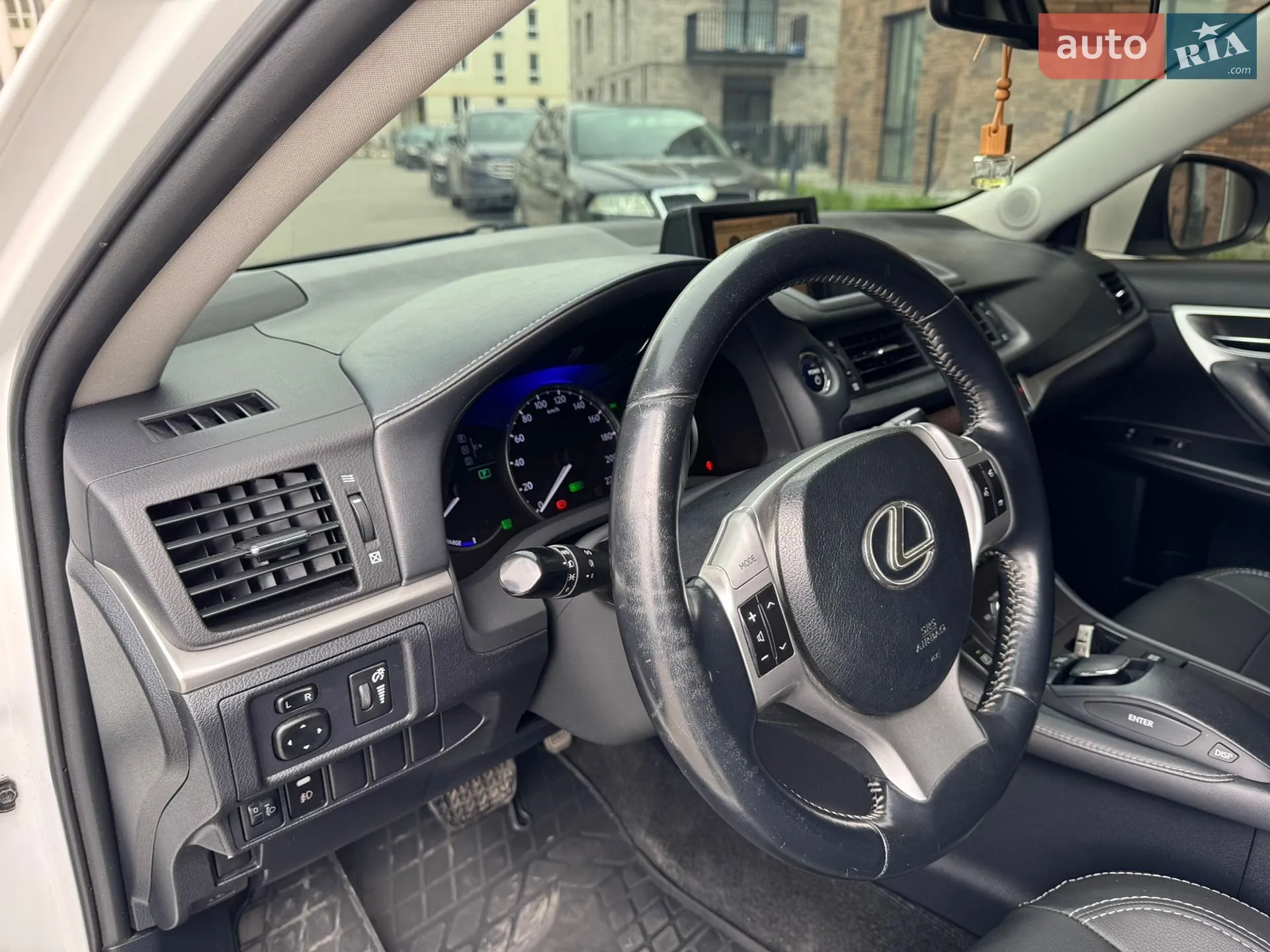 2011 Lexus CT - мініатюра 11