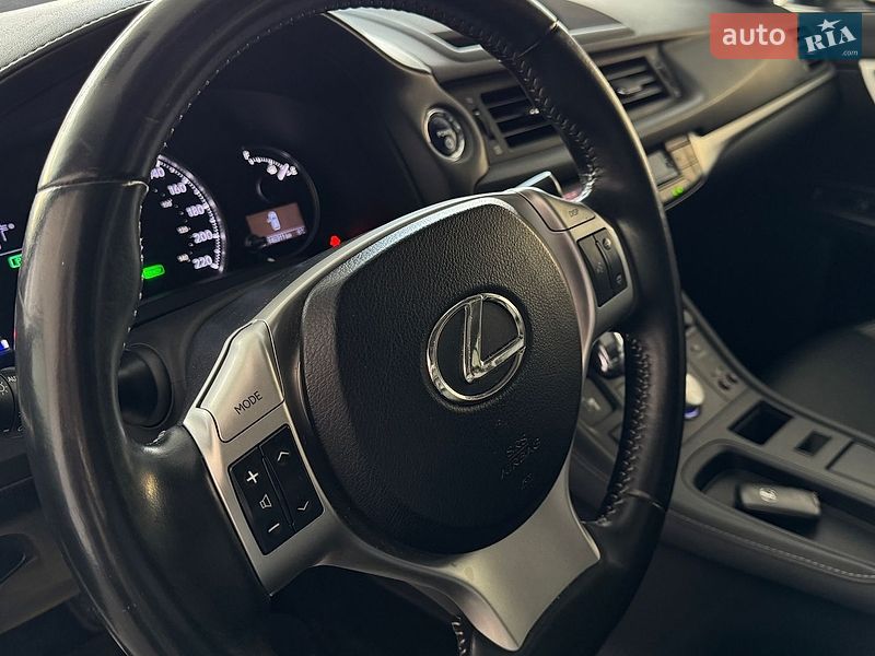 Хэтчбек Lexus CT 2012 в Львове фото 11 Хэтчбек Lexus CT 2012 в Львове