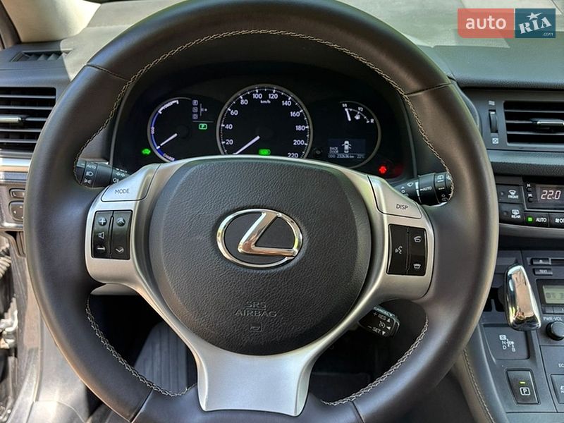 Хетчбек Lexus CT 2011 в Ужгороді