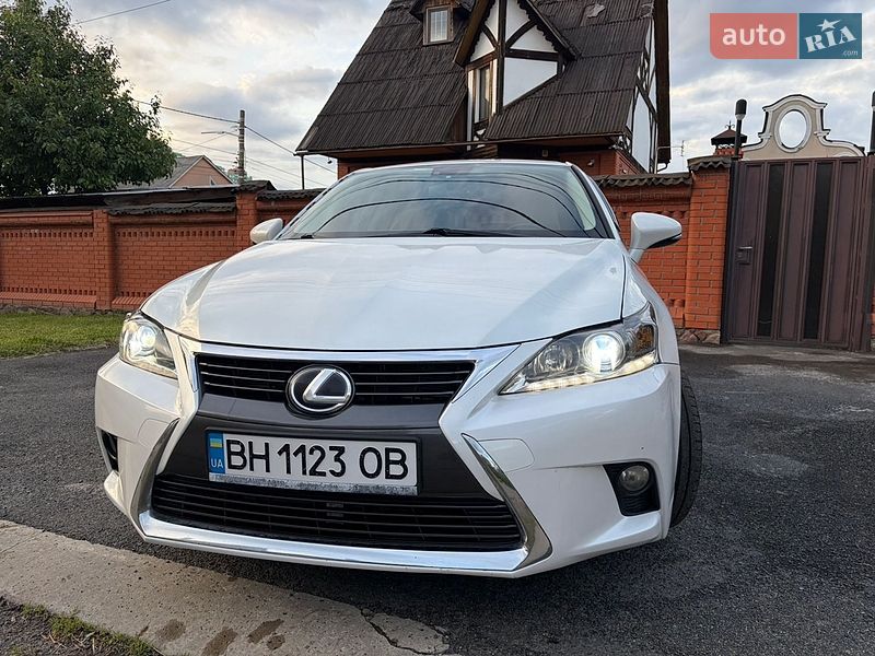 Хетчбек Lexus CT 2015 в Києві