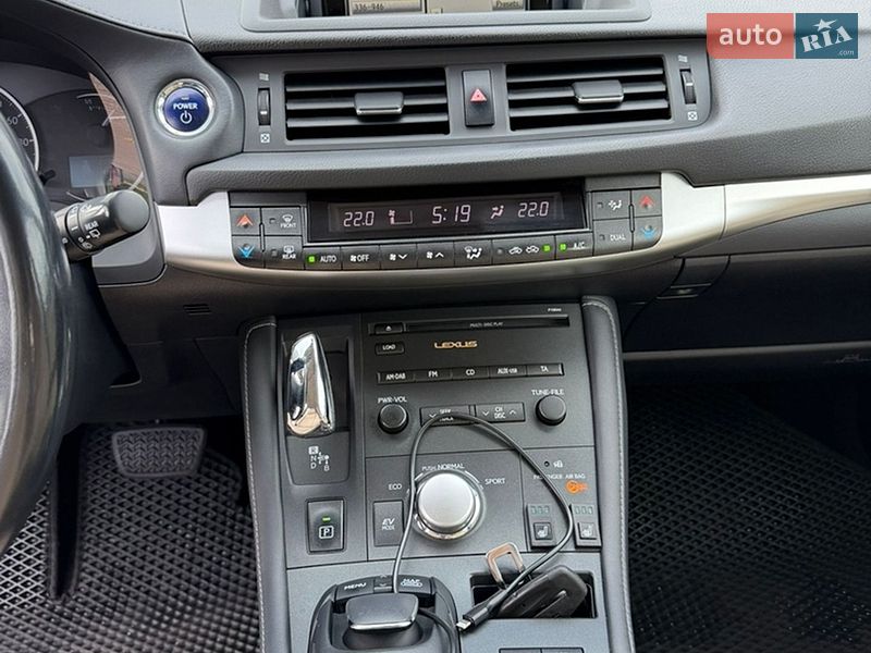 Хэтчбек Lexus CT 2011 в Львове