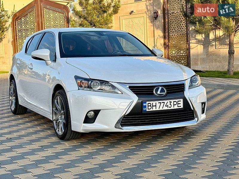 Хэтчбек Lexus CT 2015 в Одессе