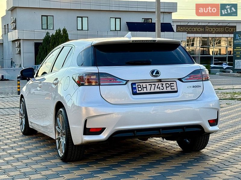 Хэтчбек Lexus CT 2015 в Одессе