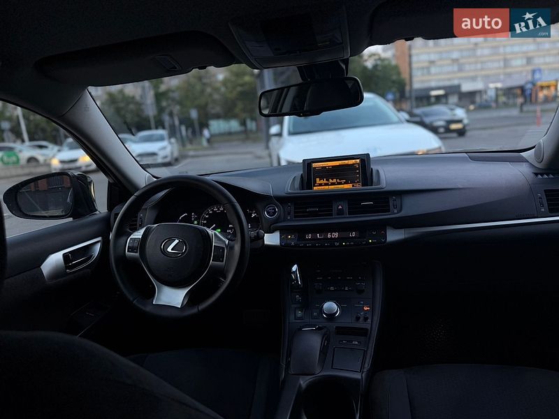 Хэтчбек Lexus CT 2012 в Львове фото 19 Хэтчбек Lexus CT 2012 в Львове