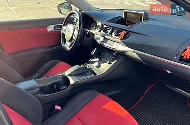 Хетчбек Lexus CT 2011 в Чернівцях