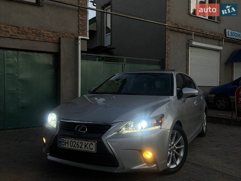 Хэтчбек Lexus CT 2012 в Одессе фото 3 Хэтчбек Lexus CT 2012 в Одессе