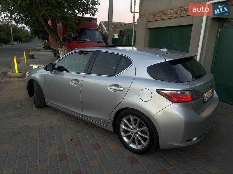 Хэтчбек Lexus CT 2012 в Одессе фото 10 Хэтчбек Lexus CT 2012 в Одессе