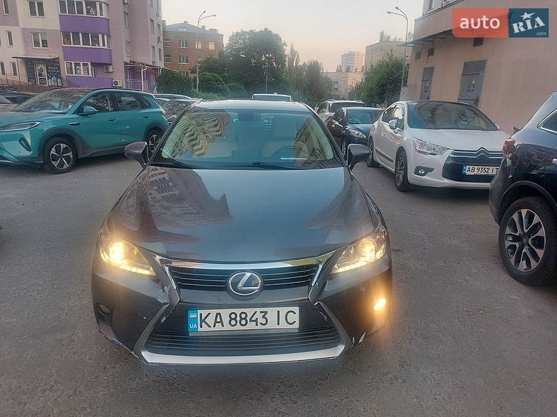 Lexus CT 2015