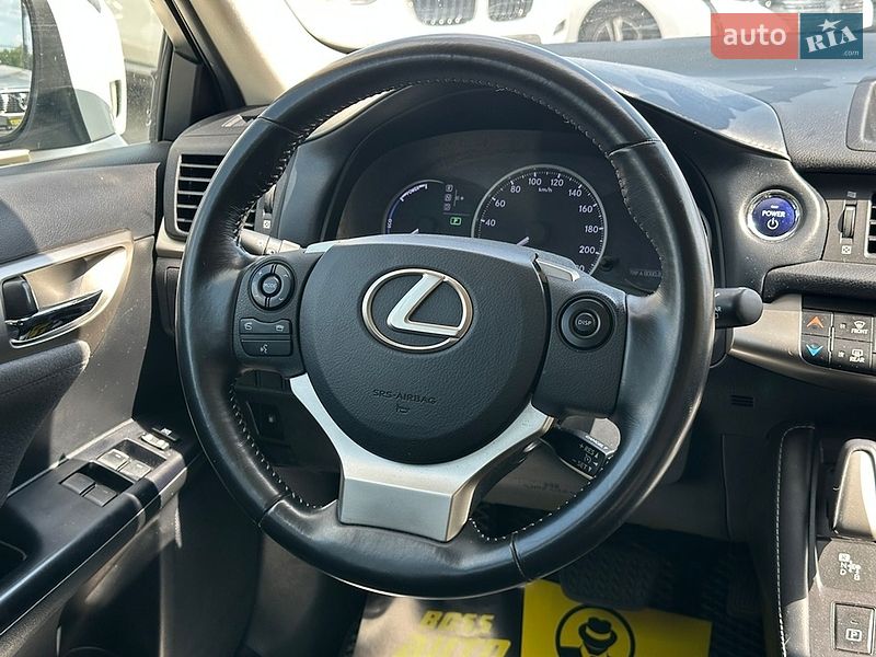 Хэтчбек Lexus CT 2018 в Ивано-Франковске