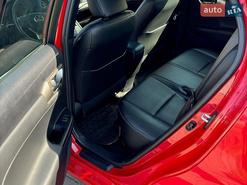 Хэтчбек Lexus CT 2014 в Киеве