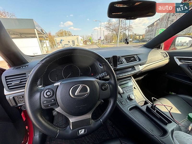 Хэтчбек Lexus CT 2014 в Киеве