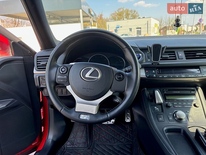 Хэтчбек Lexus CT 2014 в Киеве