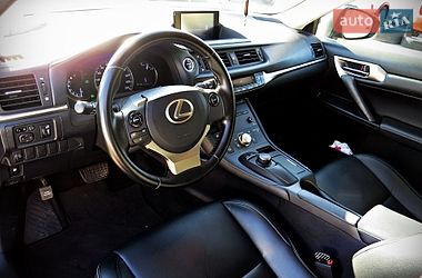 Хэтчбек Lexus CT 2017 в Черкассах