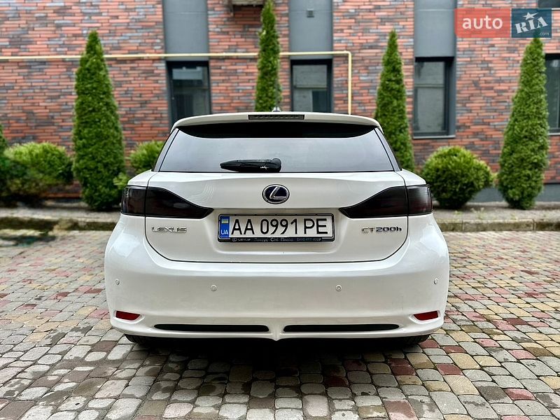 Хэтчбек Lexus CT 2011 в Тернополе